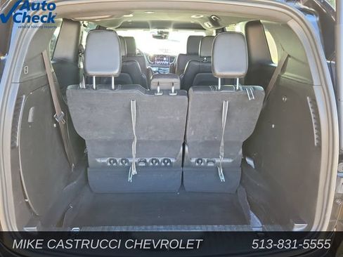 Used 2025 Chrysler Pacifica Select FWD image 25