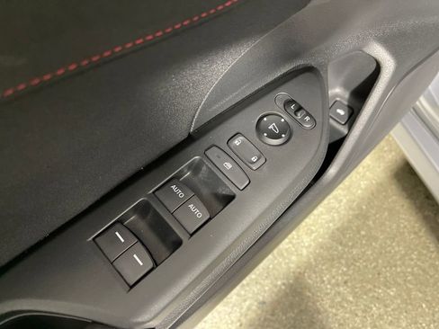 Used 2018 Honda Civic Si image 16