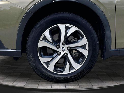 Used 2020 Subaru Outback Touring XT AWD/4WD image 9
