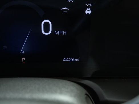 Used 2025 Buick Encore GX Avenir w/ Avenir Technology Package AWD/4WD image 30