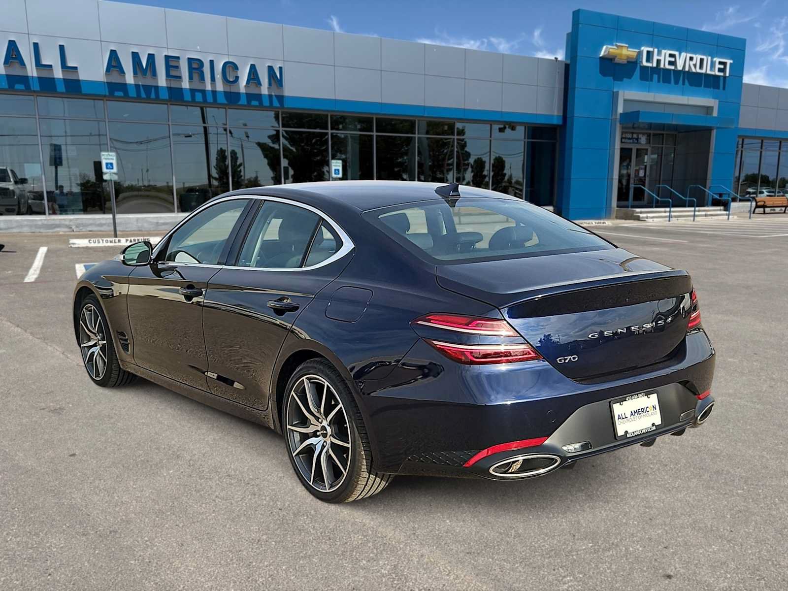 Used 2026 Genesis G70 2.5T RWD image 6