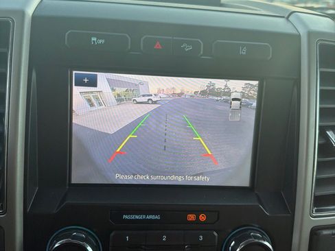 Used 2020 Ford F350 Lariat w/ FX4 Off-Road Package image 19