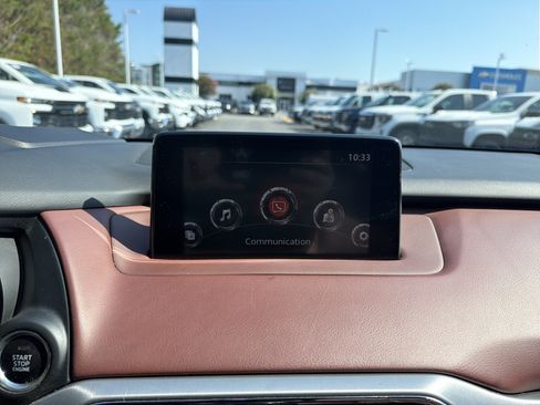 Used 2017 MAZDA CX-9 Signature AWD/4WD image 23