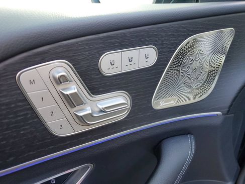 Used 2025 Mercedes-Benz GLS 450 GLS 450 image 23