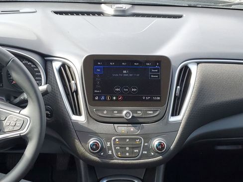 Used 2024 Chevrolet Malibu LT w/ Midnight Edition image 31