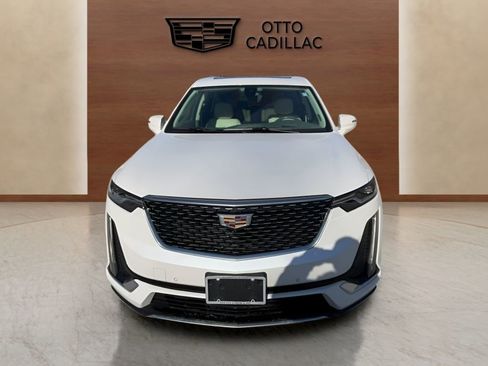 Used 2022 Cadillac XT6 Premium Luxury w/ Technology Package image 7
