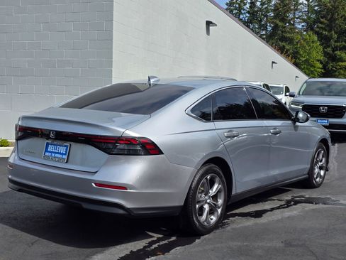 Used 2024 Honda Accord EX image 5