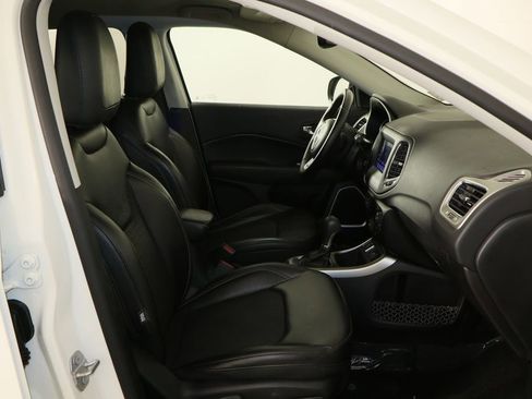 Used 2019 Jeep Compass Latitude w/ Popular Equipment Group image 19