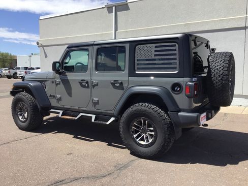 Used 2023 Jeep Wrangler Unlimited Sport AWD/4WD image 6