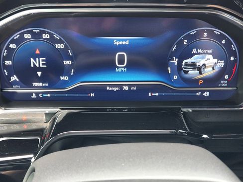 Used 2025 Chevrolet Silverado 1500 ZR2 w/ Technology Package AWD/4WD image 14