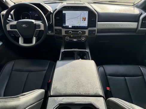 Used 2022 Ford F350 Lariat w/ Lariat Ultimate Package image 16