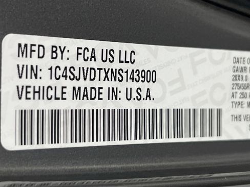 Used 2022 Jeep Wagoneer Series III image 32