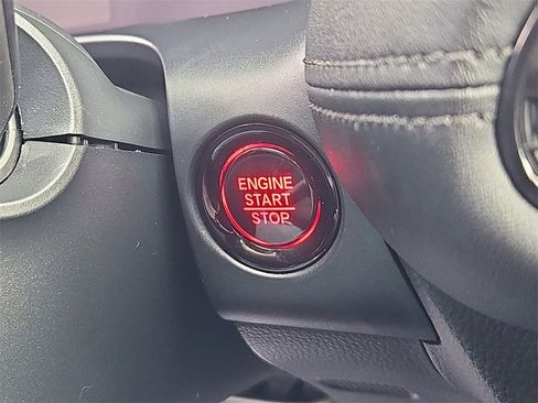 Certified 2023 Honda HR-V LX image 18