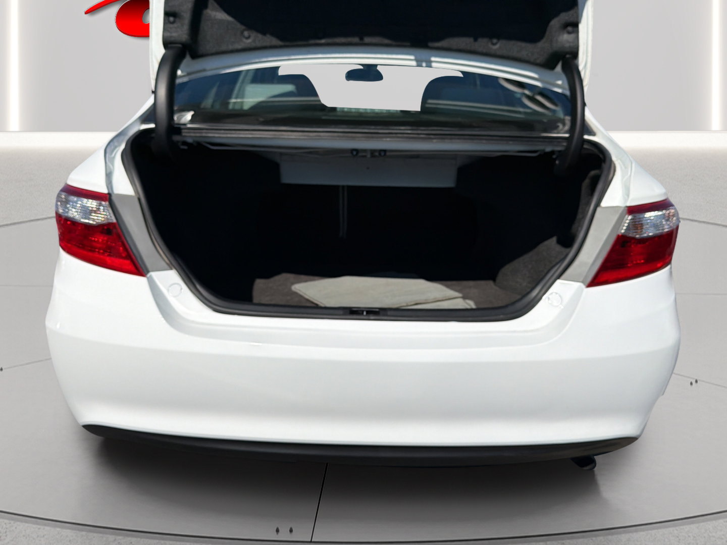 Used 2016 Toyota Camry LE FWD image 22