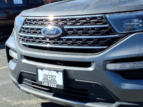 Used 2023 Ford Explorer XLT w/ Equipment Group 202A image 33