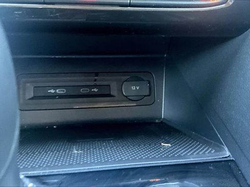 Used 2022 Volkswagen Atlas SE image 15