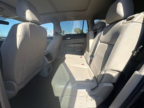 Used 2022 Volkswagen Atlas SE FWD image 10
