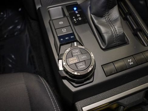 Certified 2024 Toyota Tacoma TRD Off-Road image 15