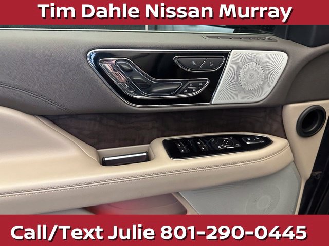 Used 2022 Lincoln Navigator Reserve AWD/4WD image 22