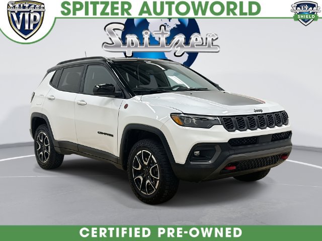 Used 2025 Jeep Compass Trailhawk w/ Trailhawk Elite Group AWD/4WD image 1