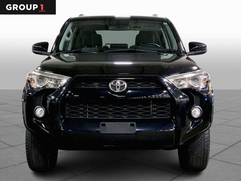 Certified 2018 Toyota 4Runner SR5 image 3