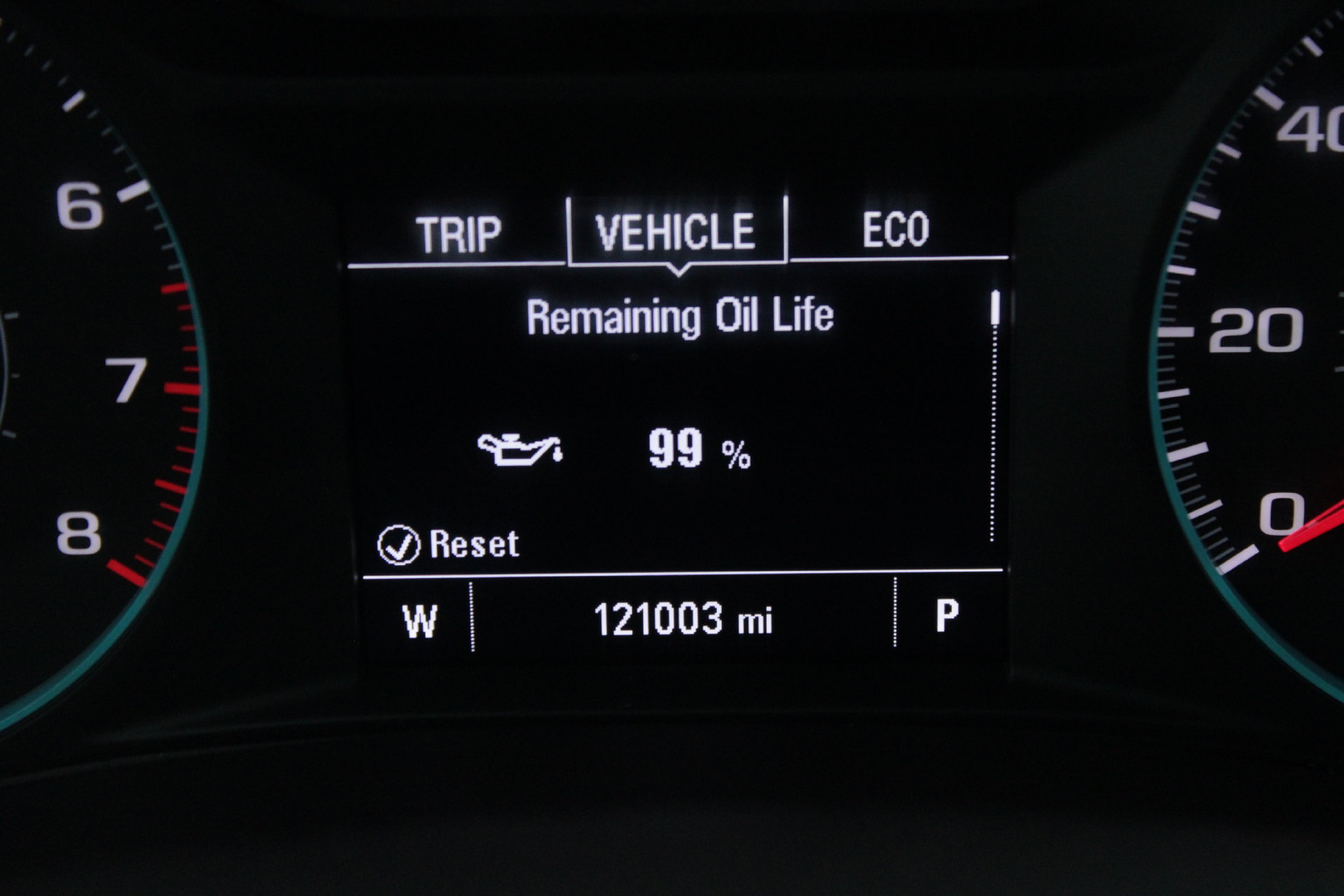 Used 2021 Chevrolet Malibu LS FWD image 34