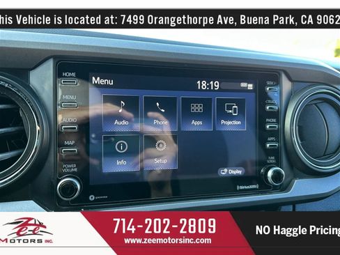 Used 2022 Toyota Tacoma TRD Off-Road image 36