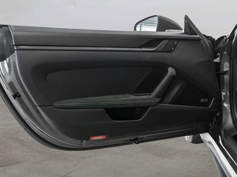 Used 2022 Porsche 911 GT3 RWD image 20