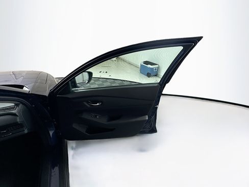 Used 2025 Honda Accord SE image 30