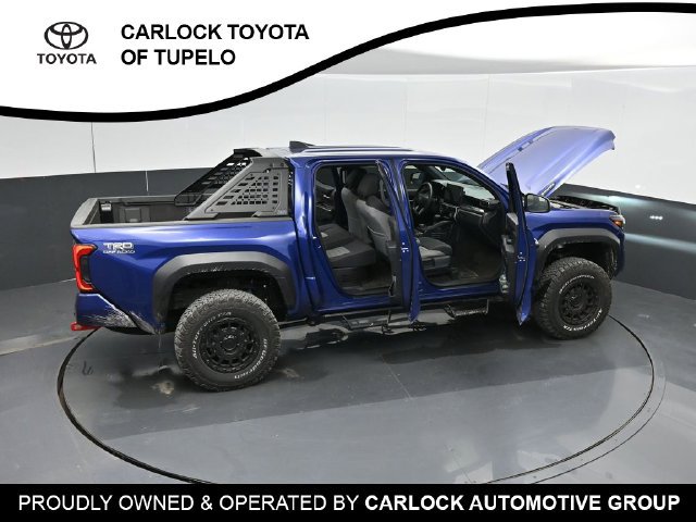 Used 2025 Toyota Tacoma TRD Off-Road AWD/4WD image 75