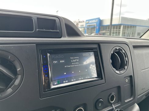 Used 2012 Ford E-150 and Econoline 150 image 17