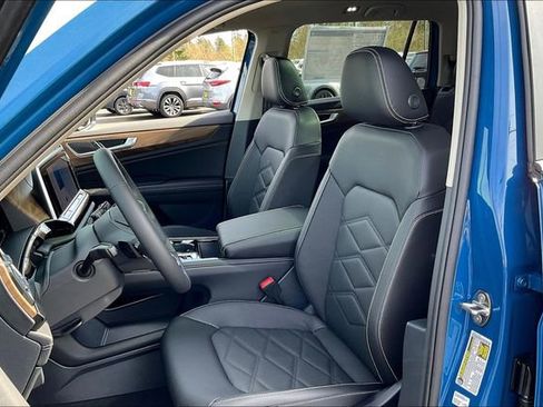 New 2025 Volkswagen Atlas SE image 10