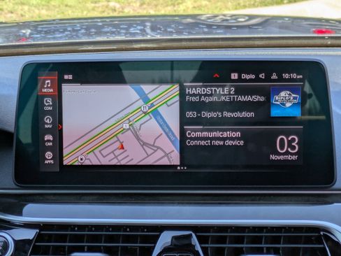 Used 2022 BMW 540i w/ Convenience Package image 16