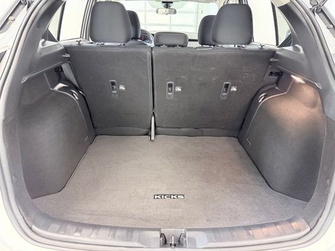 Used 2023 Nissan Kicks SV FWD image 27