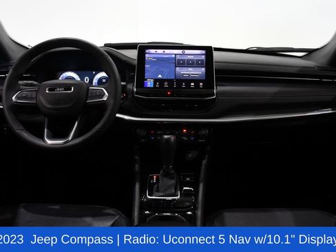 Used 2023 Jeep Compass High Altitude AWD/4WD image 8