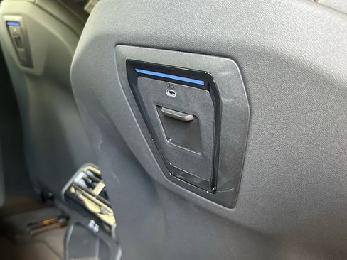 Used 2026 BMW 530i xDrive AWD/4WD image 44
