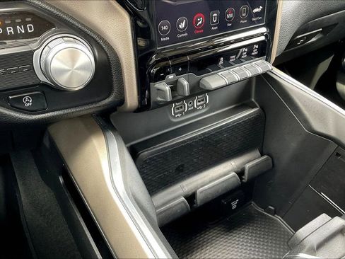 Used 2021 RAM 1500 Laramie w/ Laramie Southwest Edition image 25