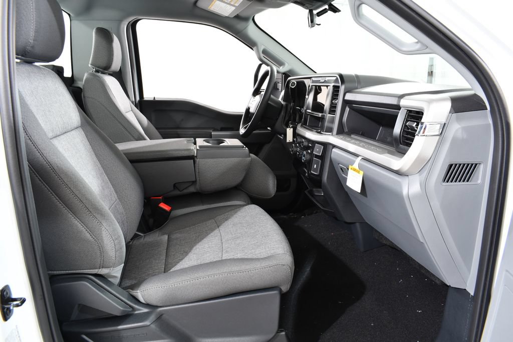 New 2026 Ford F250 XL w/ STX Appearance Package AWD/4WD image 10