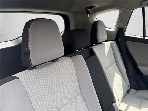Used 2017 Toyota RAV4 XLE FWD image 21