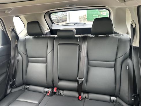Used 2025 Nissan Rogue SV w/ SV Premium Package FWD image 48