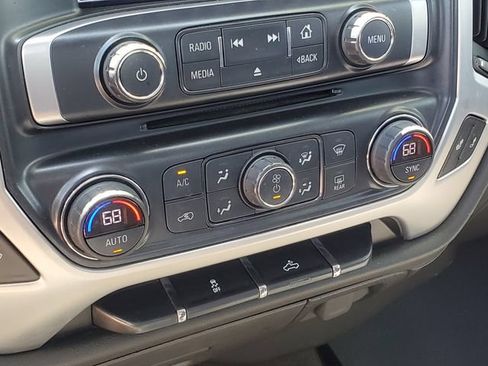 Used 2018 GMC Sierra 1500 SLE w/ SLE Value Package AWD/4WD image 26