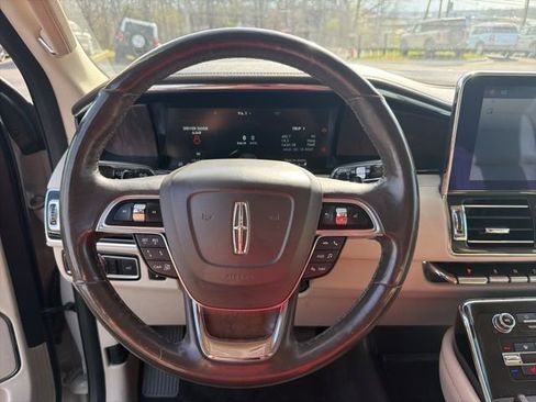 Used 2019 Lincoln Navigator L Reserve image 6