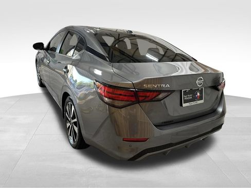 Used 2023 Nissan Sentra SV w/ SV Premium Package FWD image 7