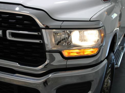 Used 2022 RAM 3500 Big Horn image 52