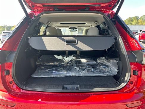 New 2025 Mitsubishi Outlander SE image 26