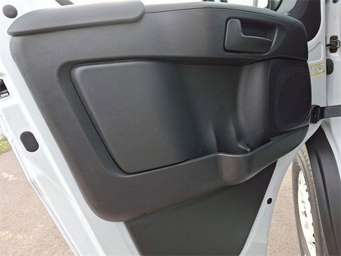 Used 2024 RAM ProMaster 2500 w/ Safety Group image 12