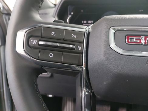 New 2026 GMC Terrain Elevation w/ Elevation Premium Package AWD/4WD image 17