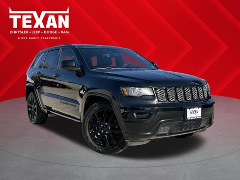 Used 2018 Jeep Grand Cherokee Altitude image 1