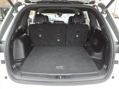 Used 2023 Jeep Grand Cherokee Altitude image 12