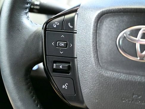 Used 2024 Toyota bZ4X XLE image 42